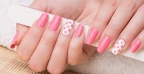 50% de desconto em esmalteria no Mês das Mulheres