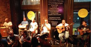 Veja a programação de novembro do bar Carioca da Gema