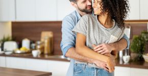 3 simpatias simples para apimentar a relação amorosa