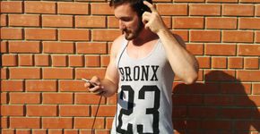 Aprender Inglês: app traz mais de 13 mil vídeos com dicas