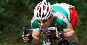 Ciclista iraniano morre após acidente em prova na Paralimpíada
