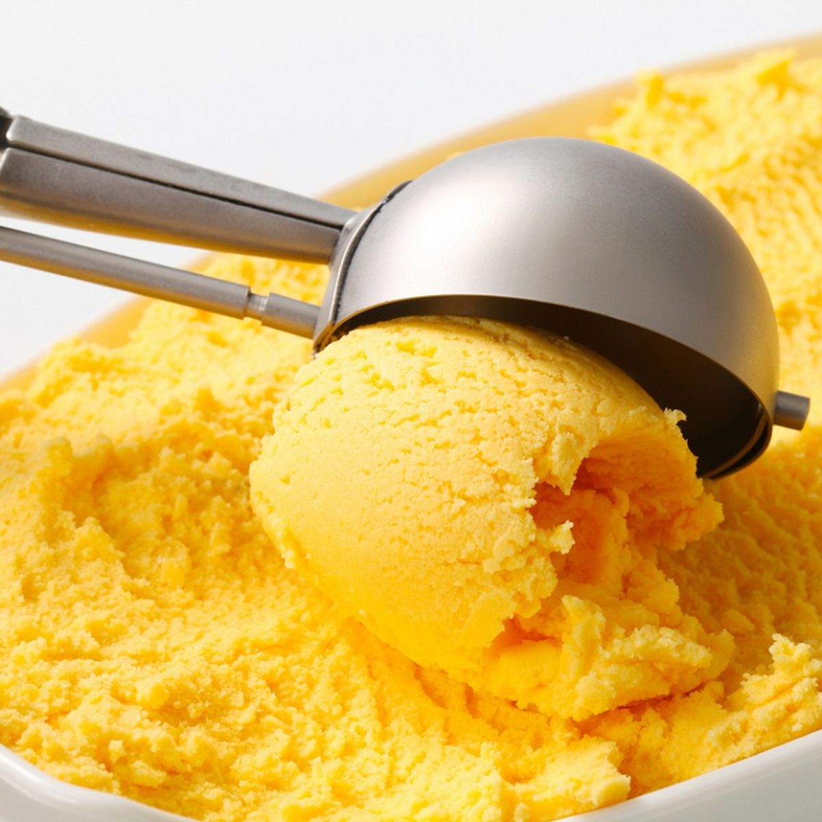 Sorvete de manga para se refrescar neste calorão