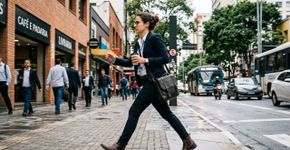 Pessoas que caminham rápido demais mesmo sem estar com pressa demonstram estes traços, segundo a psicologia