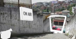 Projeto quer transformar escadaria da Zona Sul em cinema ao ar livre
