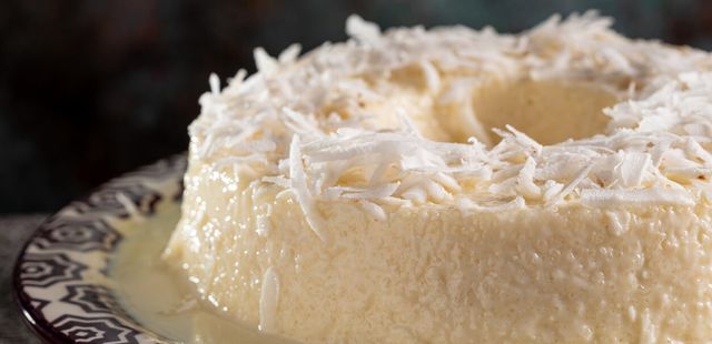 Bolo de tapioca cremoso: fácil e sem forno!