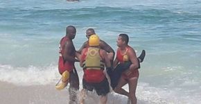 Helicóptero cai no mar e mata uma pessoa no Rio de Janeiro