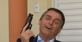Coluna Folha sobre Bolsonaro: o mito virou bobo da corte