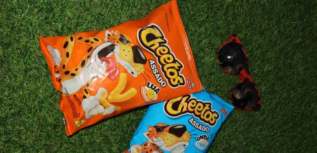 CHEETOS® te ajuda a não passar perrengues clássicos no Carnaval