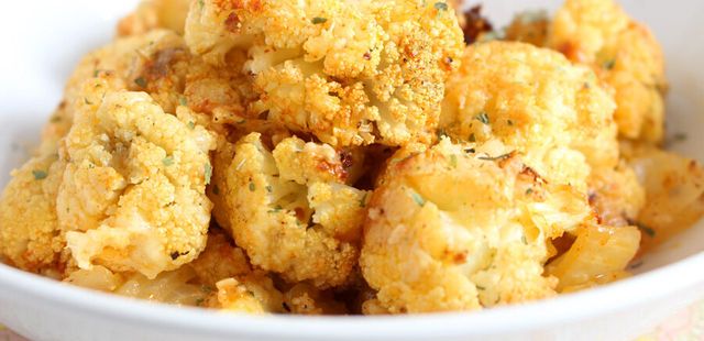 Couve-flor assada com parmesão