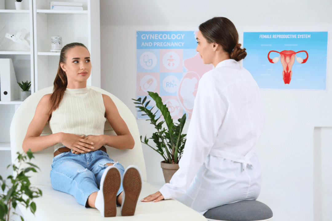 O desconforto durante a relação sexual pode ter diferentes causas e deve ser discutido com um profissional de saúde (Imagem: Pixel-Shot | Shutterstock)