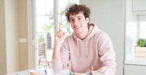 Vestibular é só o começo: 4 competências socioemocionais essenciais para a jornada do estudante
