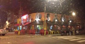 Roda de samba no Beco da USP