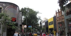 Subprefeitura Pinheiros reforma calçada da Oscar Freire