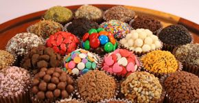 Sesc oferece cursos gratuitos de costura, gastronomia e decoração