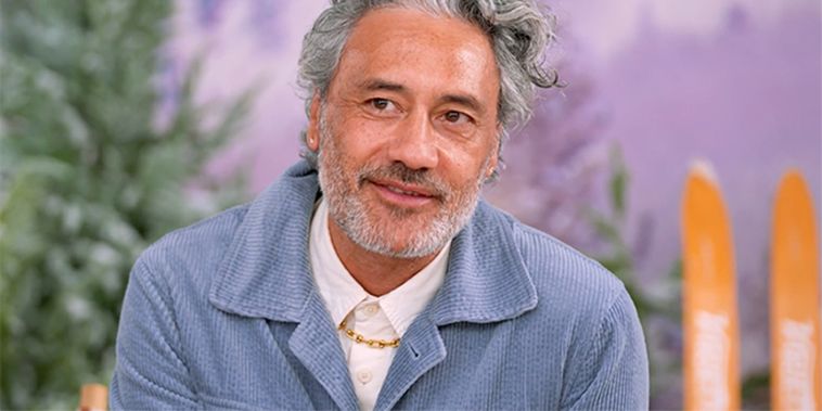 Featured main: Filme da franquia Star Wars que estava sendo dirigido por Taika Waititi é adiado por tempo indeterminado