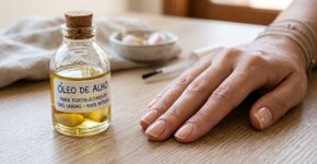 É barato e faz bem para as unhas! Como preparar e usar óleo de alho em casa