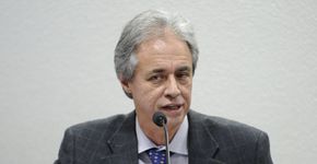 Bolsonaro recua e diz:  Mozart não será ministro da Educação