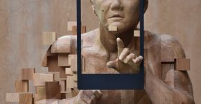 Artista faz esculturas ‘pixeladas’ em madeira que lembram Matrix