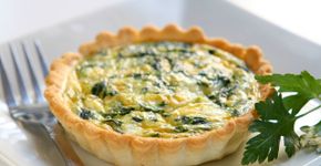 Aprenda a fazer um quiche de espinafre com ricota