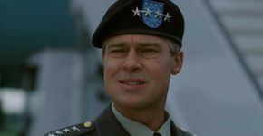 Em novo filme da Netflix, Brad Pitt aparece de cabelos platinados
