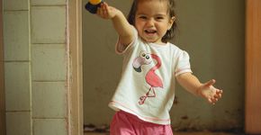 Livro mostra os desafios do acolhimento de bebês em abrigos