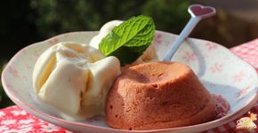 Petit gateau de goiabada com Sorvete de queijo