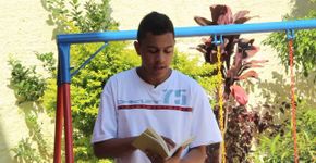 Poética (II) – #LeiaVinicius por Jovens Alconscientes