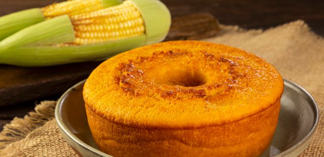 Aprenda a fazer o bolo de milho cremoso na airfryer mais fácil da internet