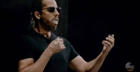 David Blaine quase morre com truque de pegar tiro com a boca