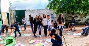Composição de moldes vazados