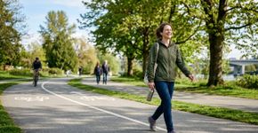 Sair para caminhar em vez de ir para academia é muito bom, mas só é recomendado se a caminhada durar no mínimo 30 minutos seguidos, sem interrupções e a uma velocidade constante de pelo menos 5 km/h
