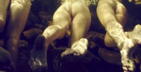 Fotógrafa faz ensaio delicado com mulheres nuas submersas