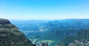 Cachoeiras e charme da serra: Descubra o destino brasileiro que conquistou viajantes de todo o planeta
