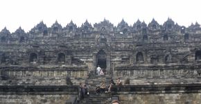 Borobudur, a joia rara da Indonésia