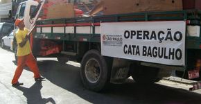 Operação cata-bagulho na Bela Vista