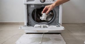 A verdade sobre o filtro da máquina de lavar que pode estar estragando suas roupas