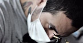 Tatuadores farão desenhos inéditos de elefantes em prol de ONG