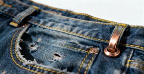 Poucas pessoas sabem: Para que servem os botões de metal nas calças jeans?
