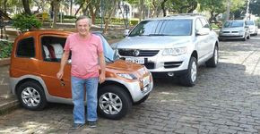Aposentado desenvolve minicarro elétrico artesanal