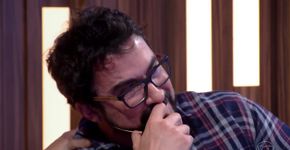 Padre Fábio de Melo vai às lágrimas na TV e emociona internet