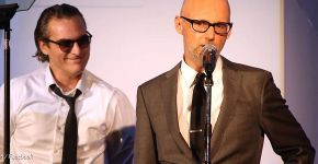Joaquin Phoenix e Moby participam de evento sobre direitos dos animais