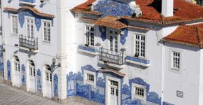 Os fascinantes azulejos e cerâmicas de Portugal