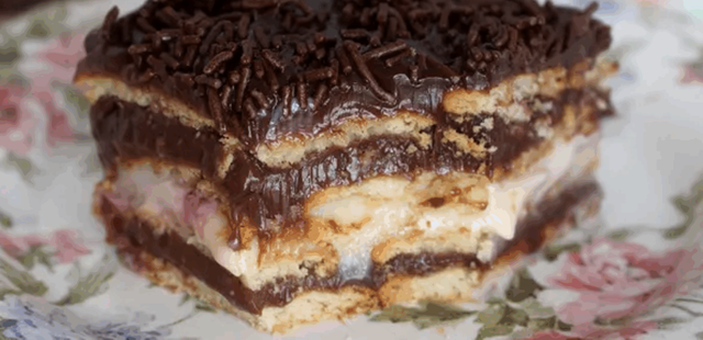 O segredo para fazer o melhor pavê de brigadeiro com morango de todos