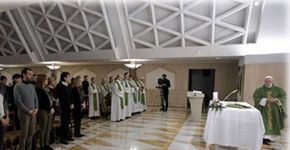 Mulher “não existe para lavar louça”, alerta o Papa Francisco