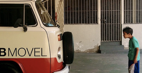 Aprendizado ambulante: em SP, uma Kombi serve de laboratório para troca de saber nas periferias