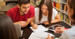 Foto: (Divulgação/Curso Anglo/ Freepik)
