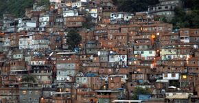 Fibra de vidro pode ser opção para construção em favelas