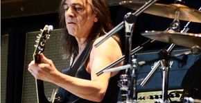 Aos 64 anos, morre Malcom Young, um dos fundadores do AC/DC