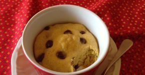 Faça um cookie de caneca rapidinho no micro-ondas