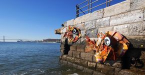 Artista português usa material reciclado para criar obras de arte de rua